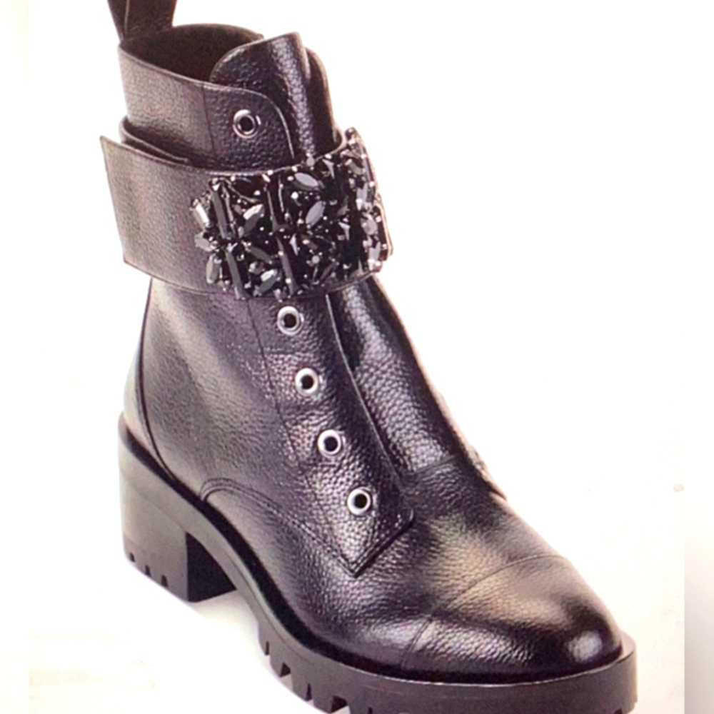 NWT Karl Lagerfeld Pippa Lug Sole Black Booties Ankle Boots Size 7